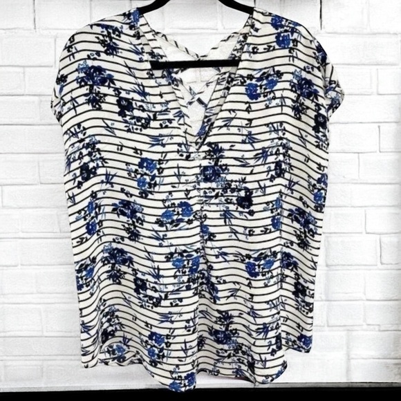Torrid 3X Striped Floral Blouse Top Criss Cross Back Short Sleeve Plus Size - Picture 1 of 9